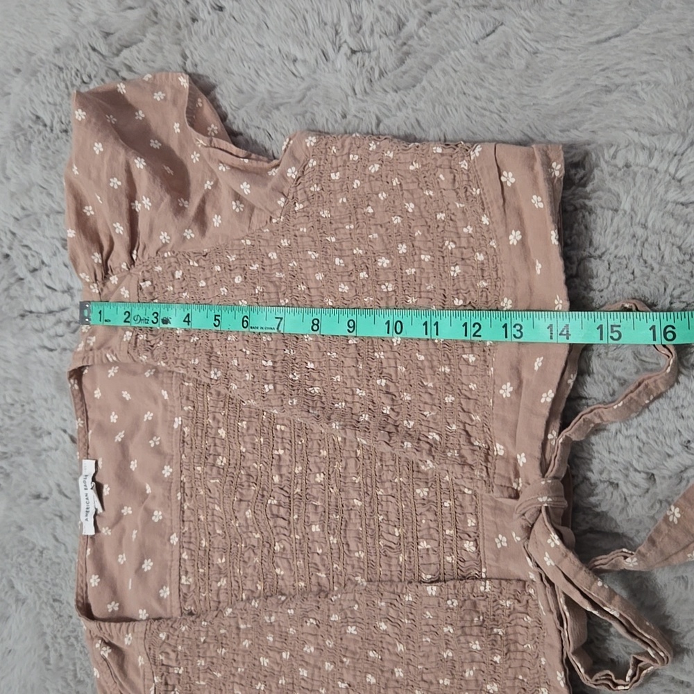 American Eagle Outfitters tan tie front floral blouse size L - Picture 7 of 8